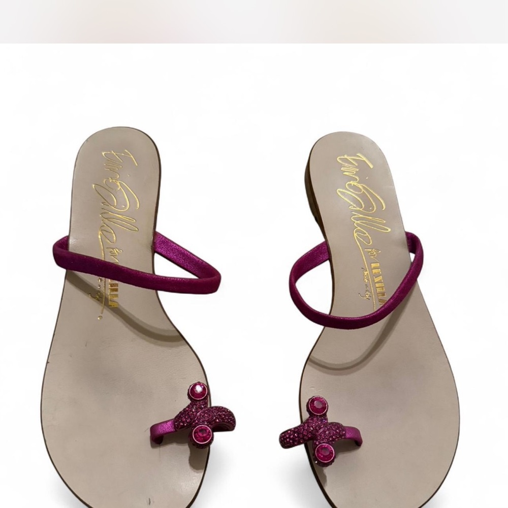 Vero Cuoio Magenta Strappy Sandals